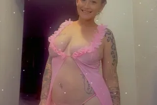 Naughty Late‑Night Fun With a Freak 😈🌙 - Image 2